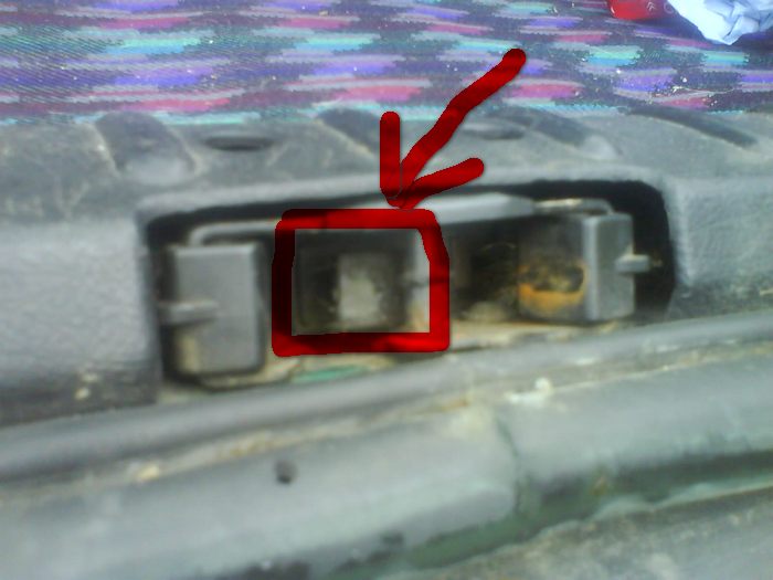 spínač 5.dveří.jpg