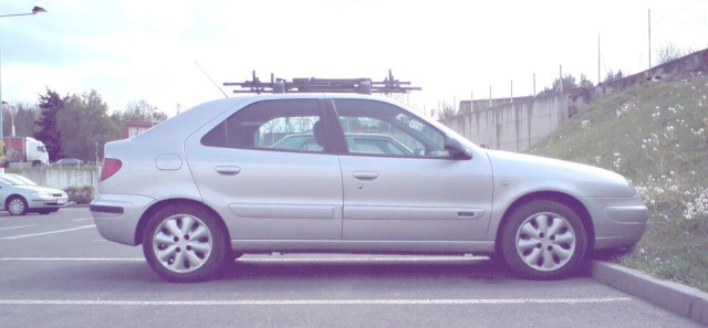 Po - plný kufr a nádrž pln.JPG